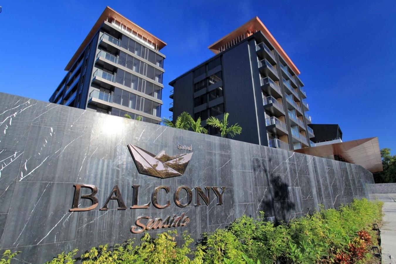 Balcony Seaside Sriracha Hotel & Serviced Apartments Si Racha Esterno foto